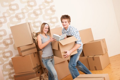 Efficient and affordable moving services in South Kensington
